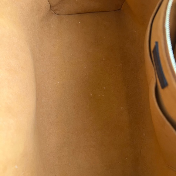 Louis Vuitton Empreinte Monogram On the Go - Picture 11 of 12